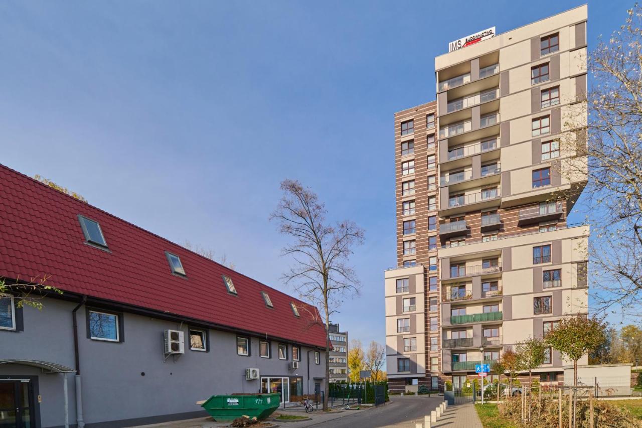 Krakowska With Balcony And Free Garage By Renters Apartment Wroclaw