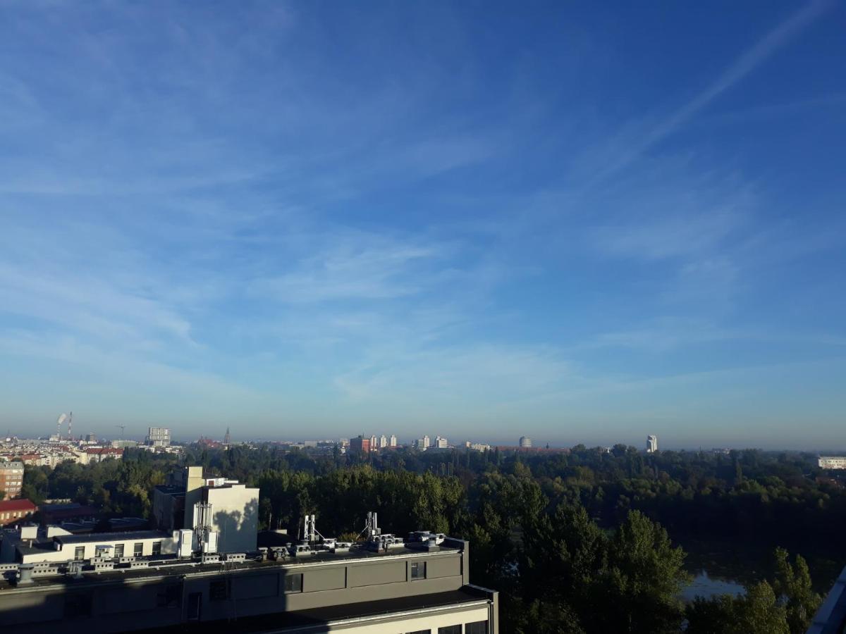 Krakowska With Balcony And Free Garage By Renters Apartment Wroclaw